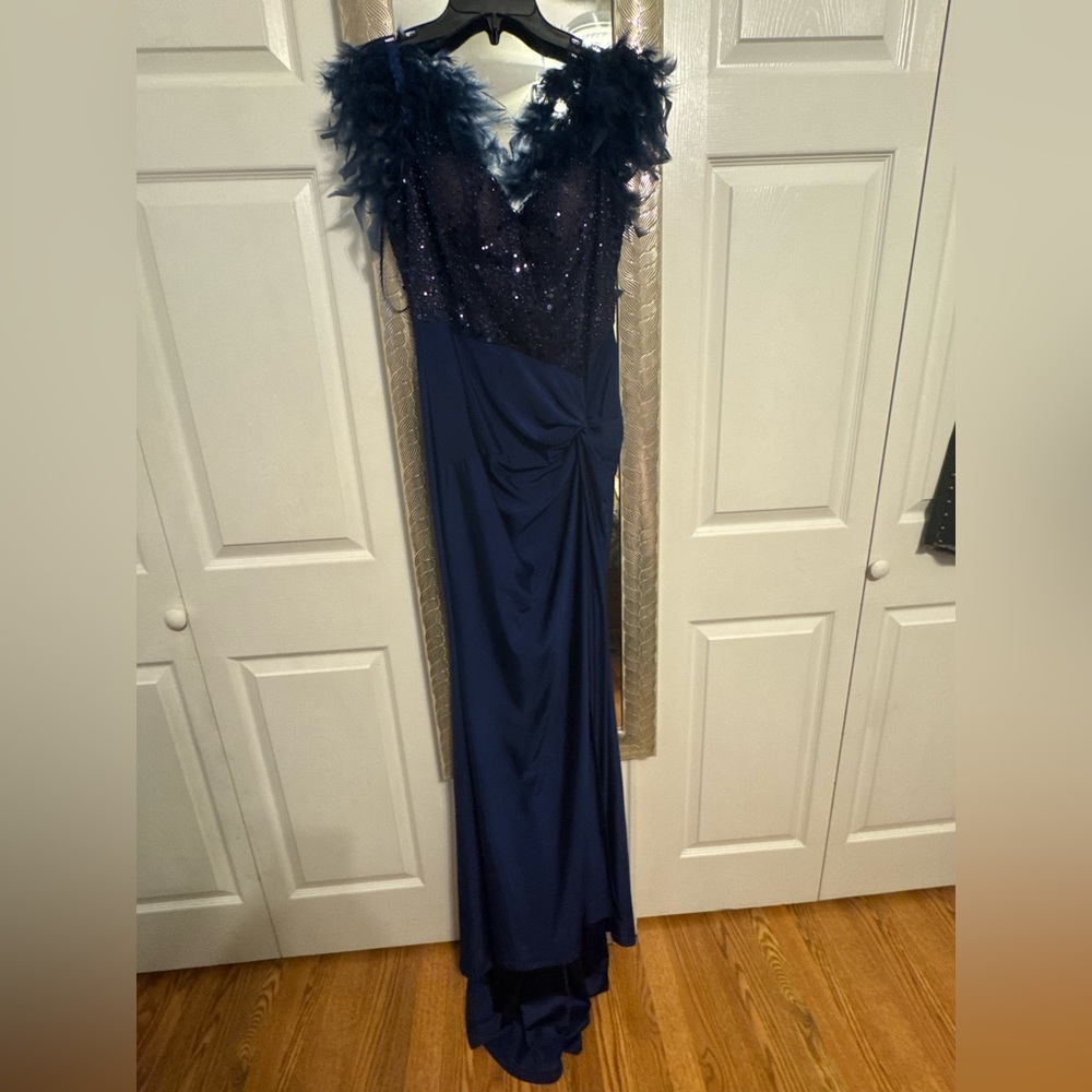Elegant Navy Evening Gown with Feather Details